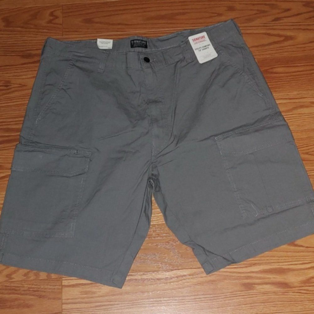 Signature Levi Strauss gray Utility Comfort 10" Shorts   Sz 40 NWT